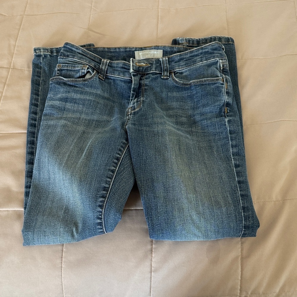 Banana Republic Women's Skinny Jeans in Blue
